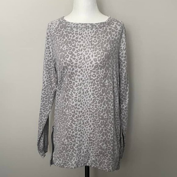 Grey Leopard Long Tunic Sweater - Stella & Dot - Size M - Picture 1 of 2
